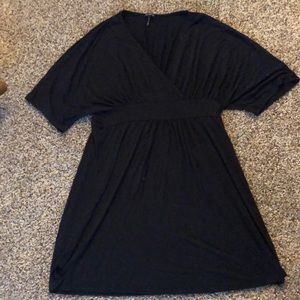 Daisy Fuentes med short black dress - FITS LIKE LG